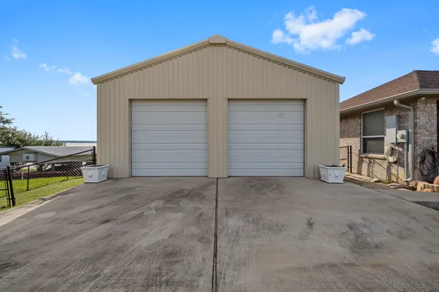 $499,900 | 330 Crestmont, Point Blank, TX 77364