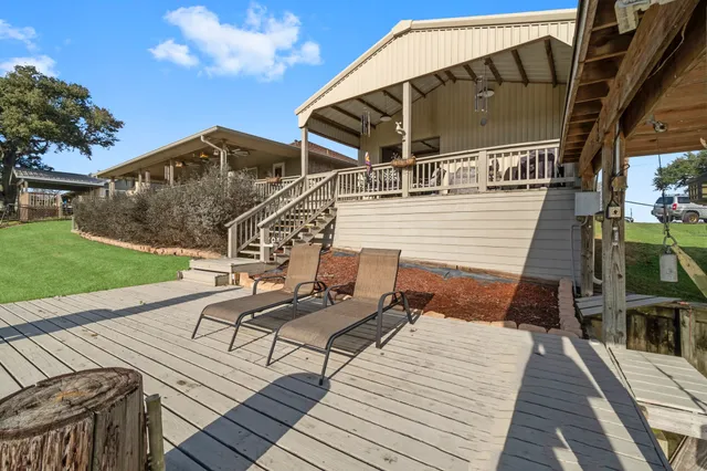 $499,900 | 330 Crestmont, Point Blank, TX 77364