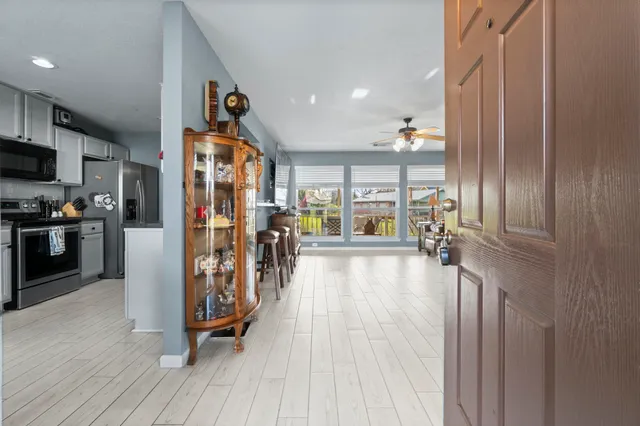 $499,900 | 330 Crestmont, Point Blank, TX 77364