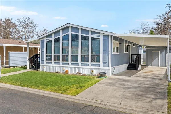 $97,500 | 633 East Archwood Drive, Unit 86, Eagle Point, OR 97524