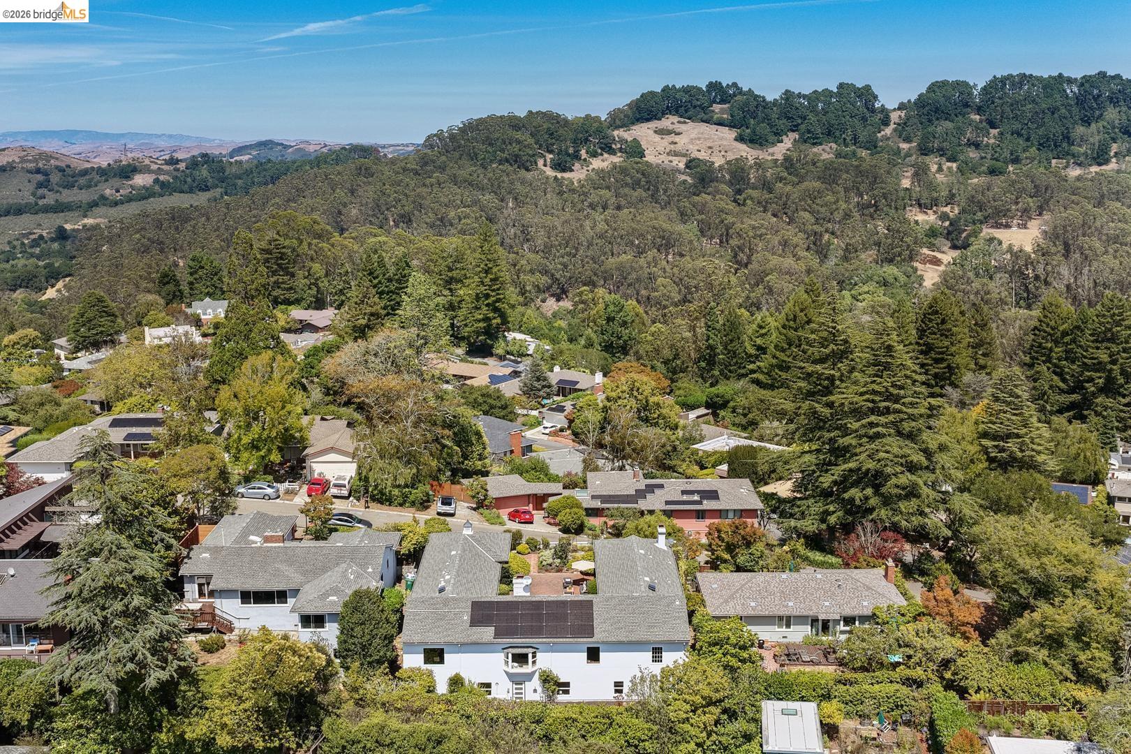 1064 Overlook Road Berkeley, CA 94708 - Photo 48 of 56 Gallery Image 48