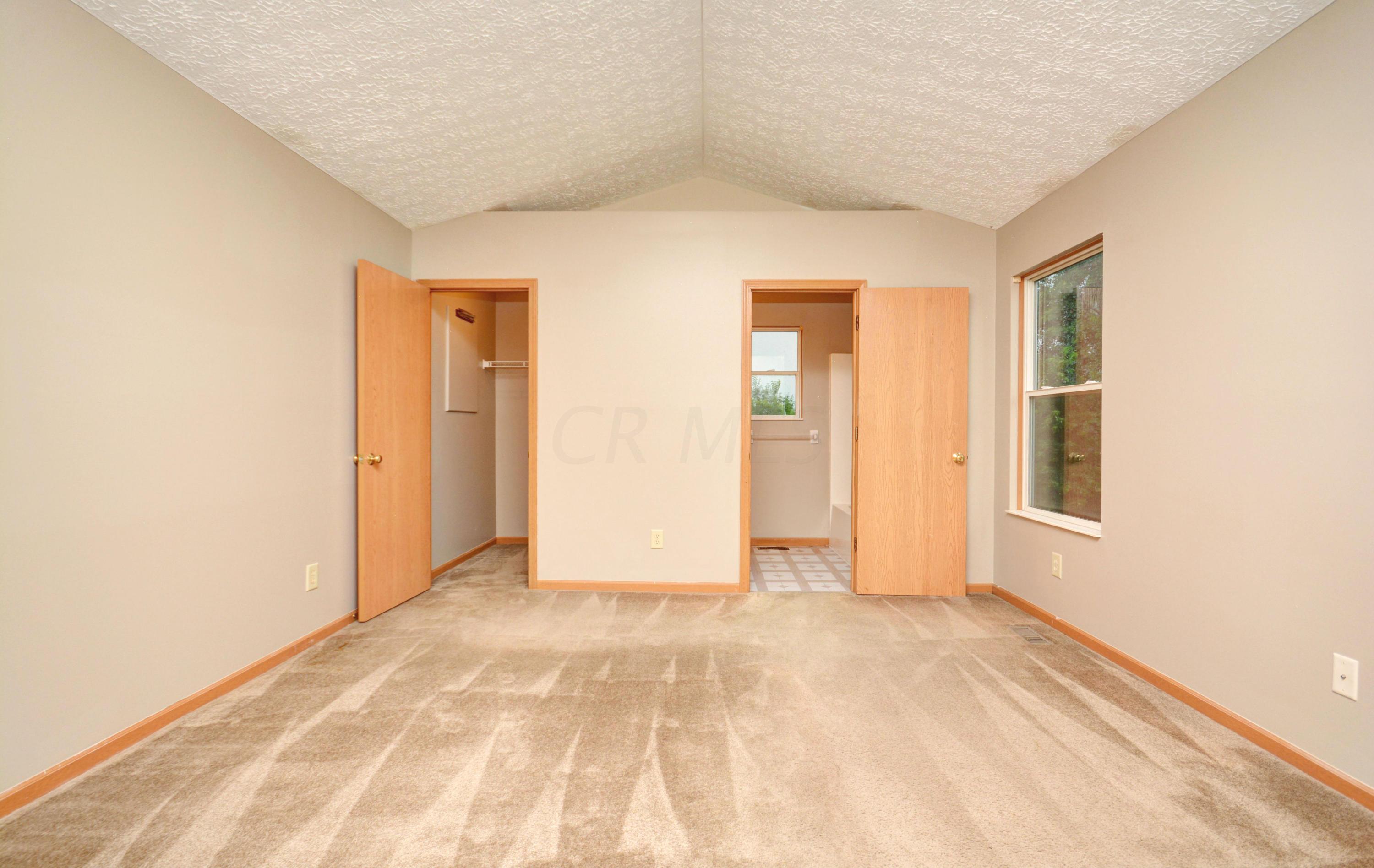 2165 Margo Road Columbus, OH 43229 - Photo 12 of 20 Gallery Image 12