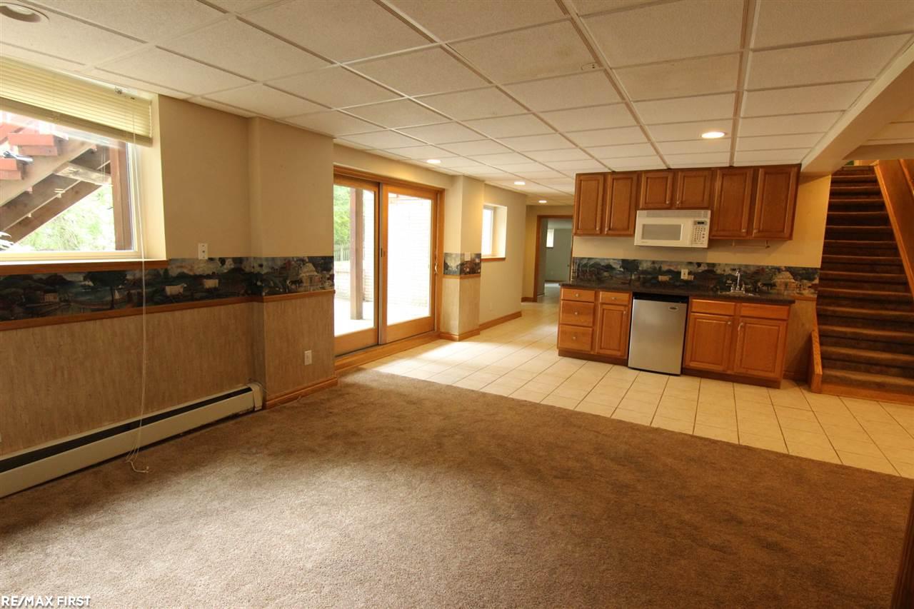 671 Wilwood Road Rochester Hills, MI 48309 - Photo 28 of 38