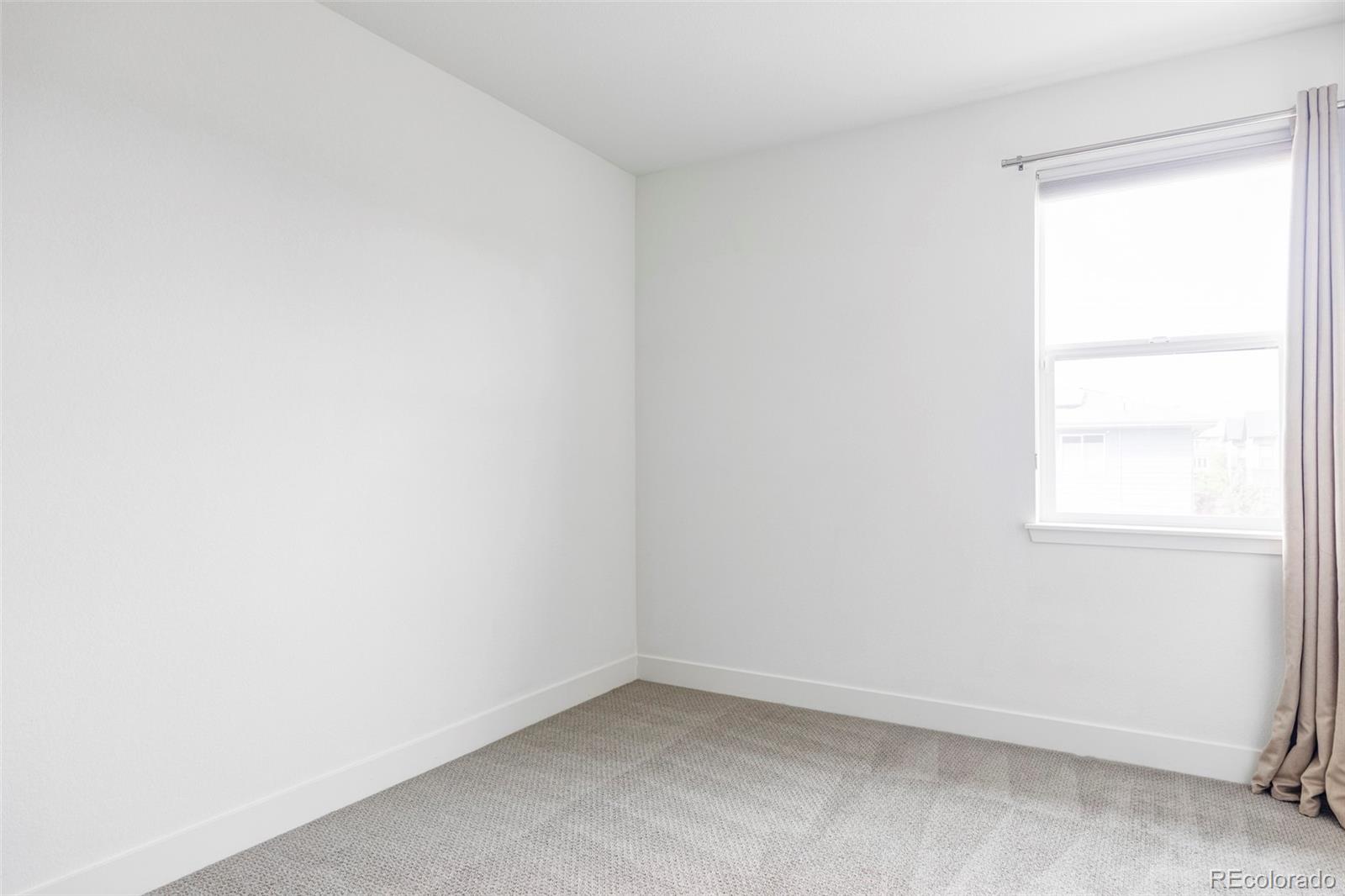 9385 58th Drive Denver, CO 80238 - Photo 23 of 42