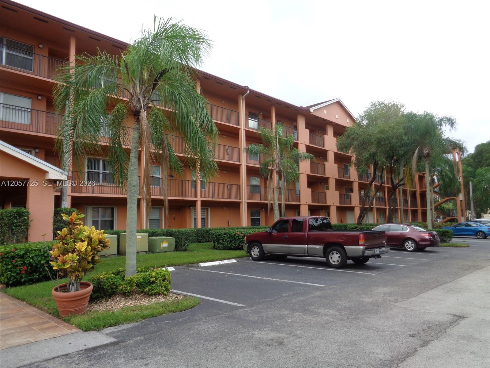 701 Southwest 141st Avenue, Unit 412R Pembroke Pines, FL 33027 - Photo 8 of 51