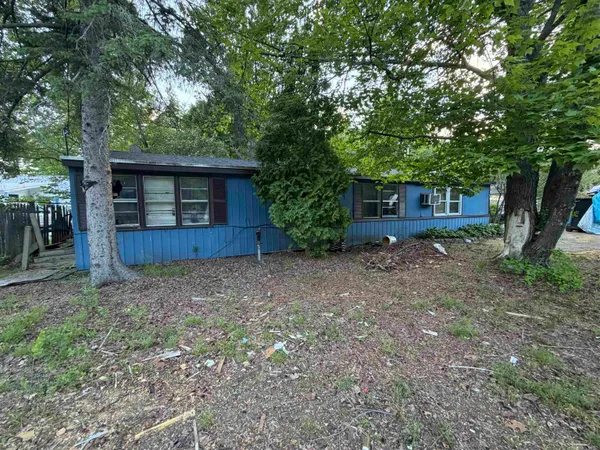 $170,000 | 399 Gonic Road, Rochester, NH 03839