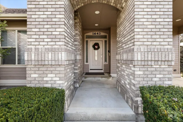 $1,289,000 | 1643 North Watson Place, Eagle, ID 83616