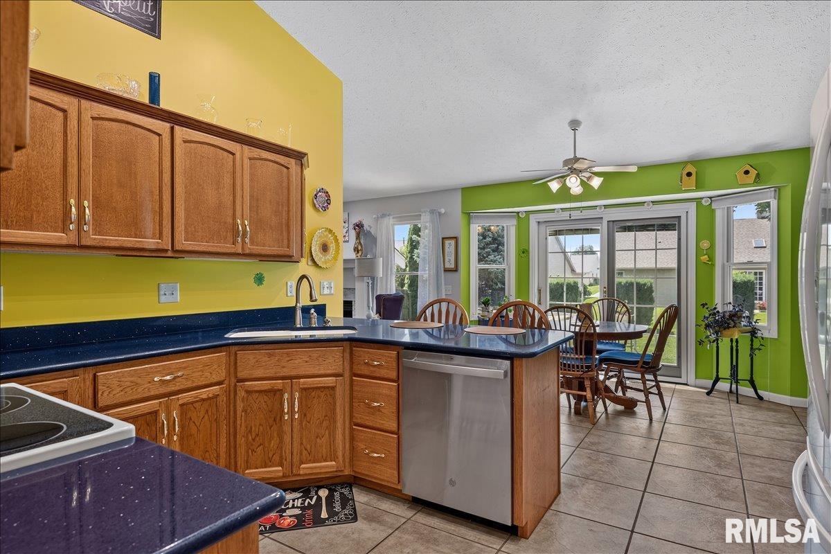 3904 Huxley Drive Springfield, IL 62711 - Photo 20 of 49
