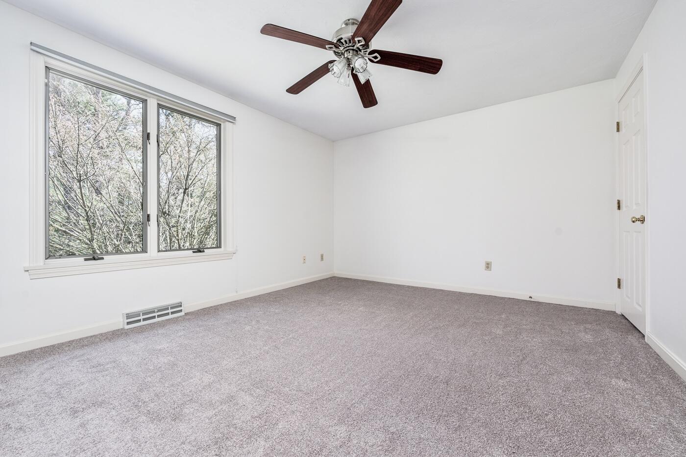 5 Kettle Lane Mashpee, MA 02649 - Photo 12 of 30 Guest bedroom