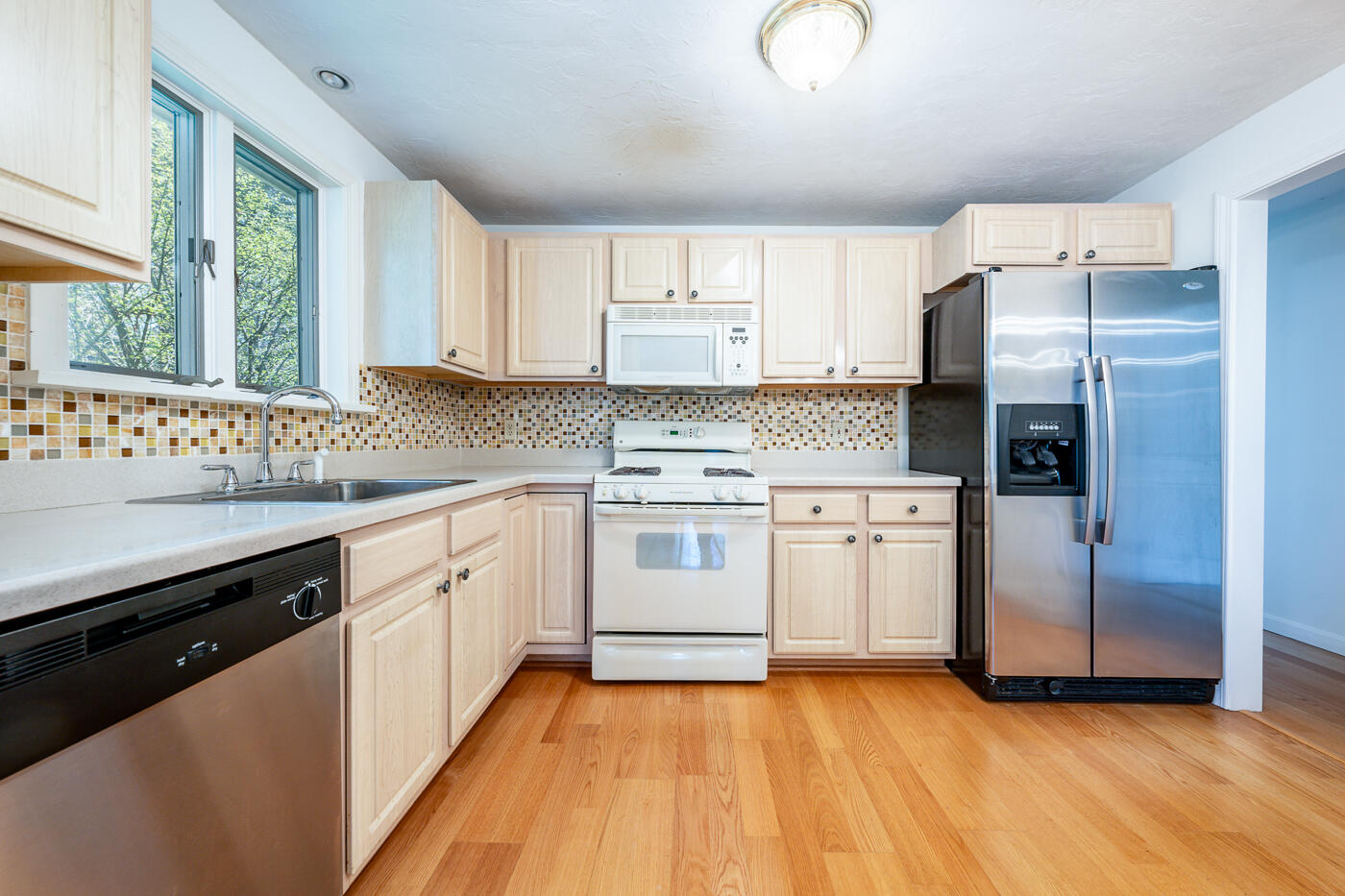 5 Kettle Lane Mashpee, MA 02649 - Photo 7 of 30 Kitchen