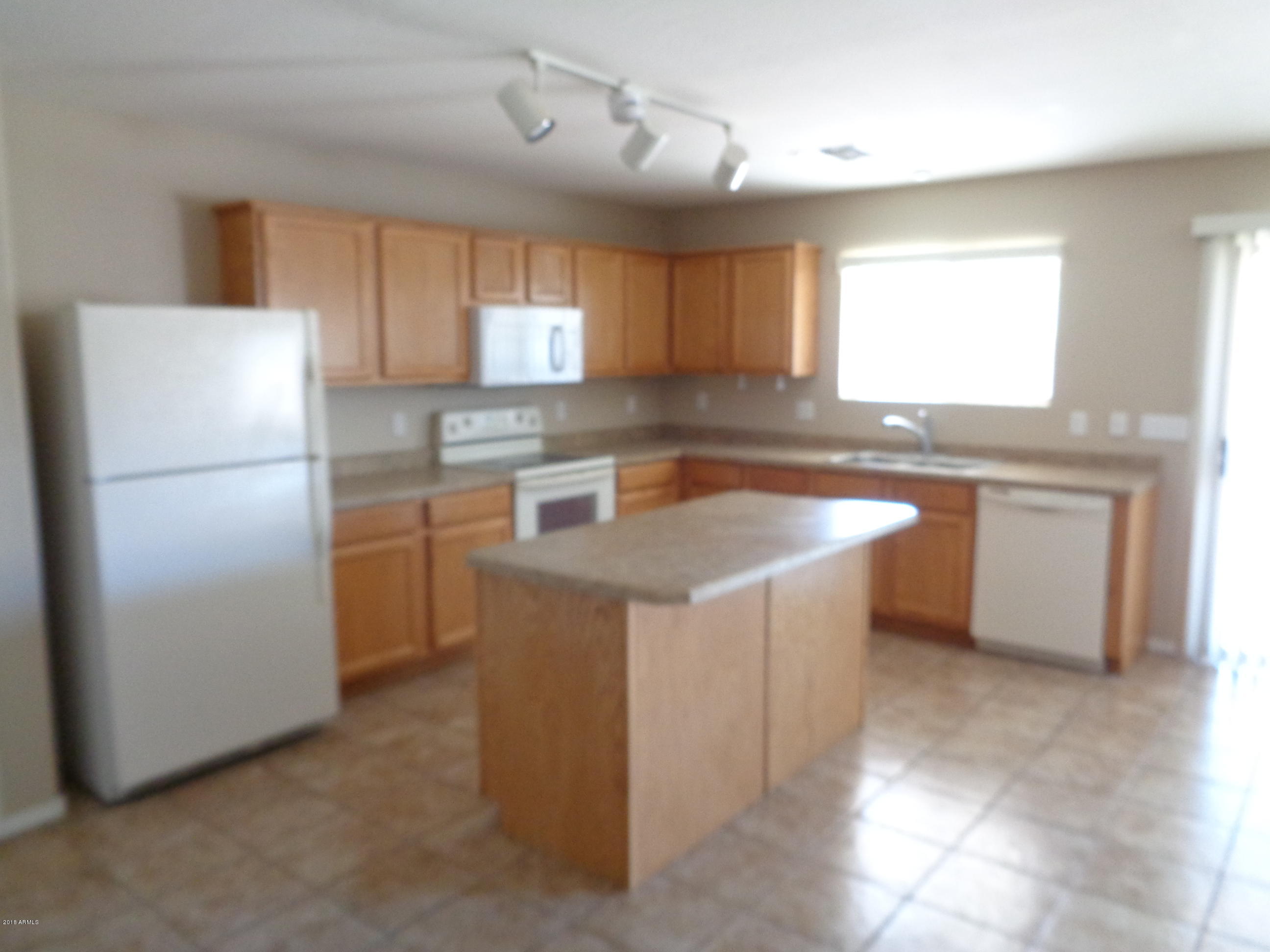 45072 Miramar Road Maricopa, AZ 85139 - Photo 4 of 15 DSC01082