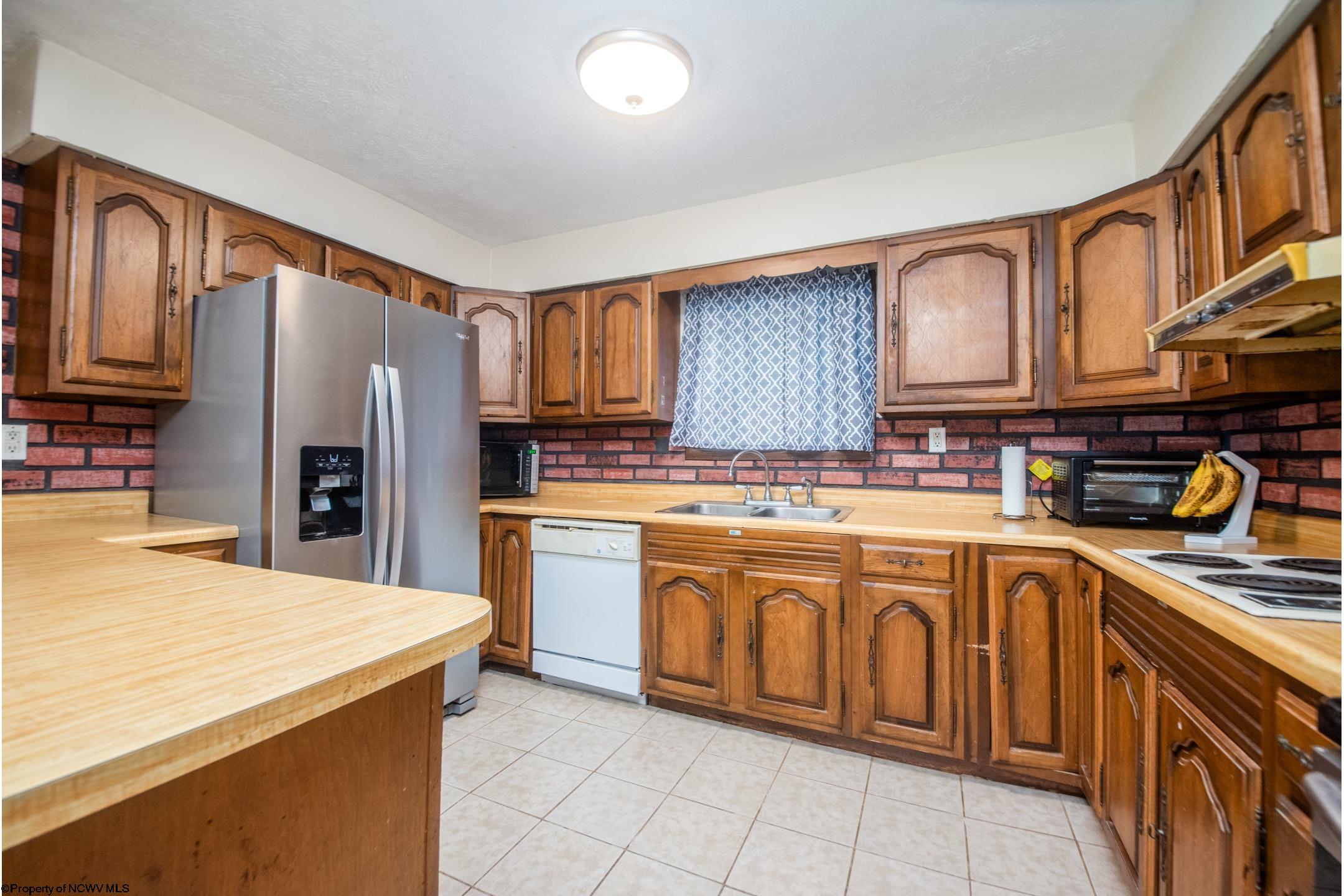 241 Pond Road Morgantown, WV 26508 - Photo 10 of 20 Gallery Image 10