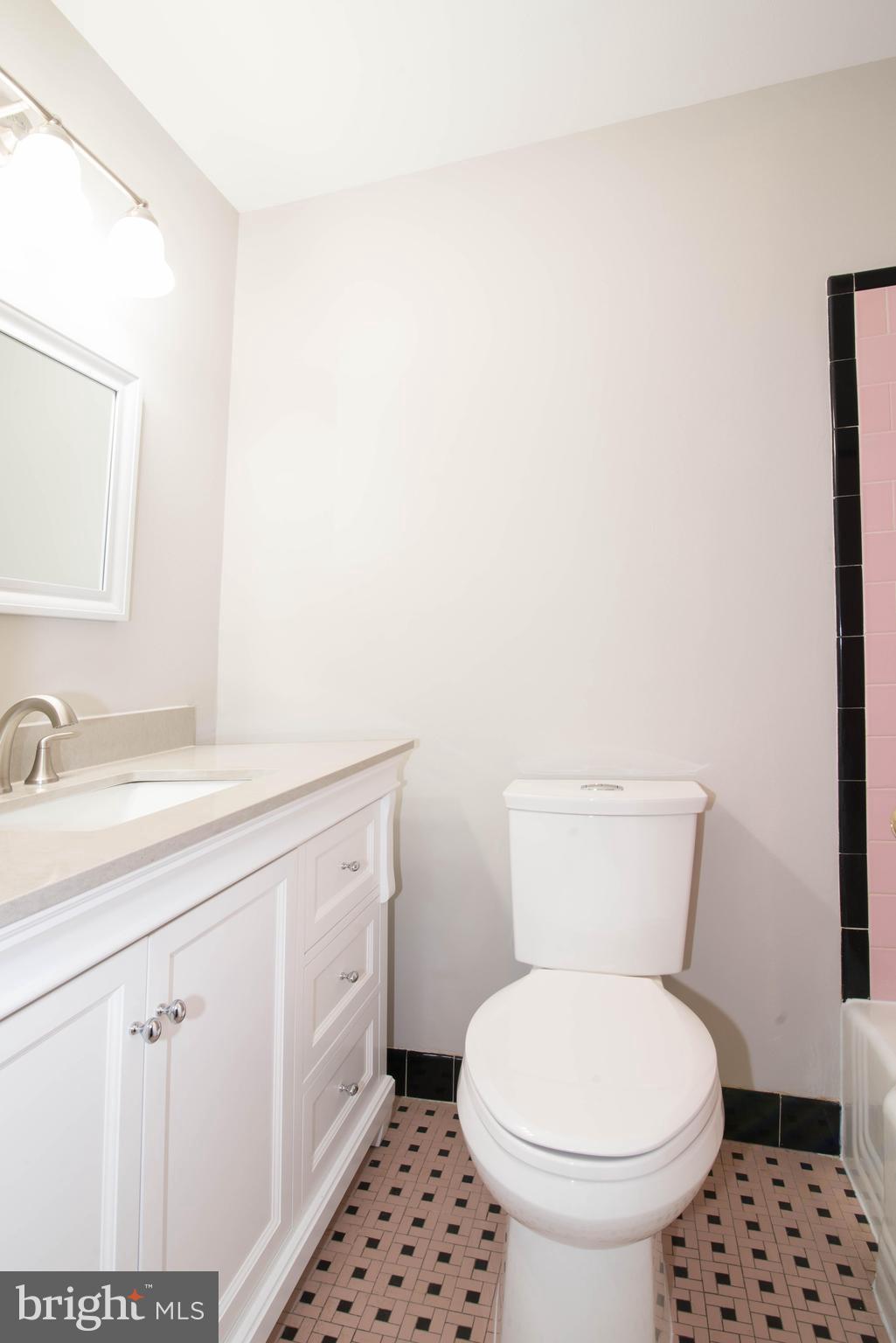 11800 Charles Road Silver Spring, MD 20906 - Photo 15 of 35 Bath