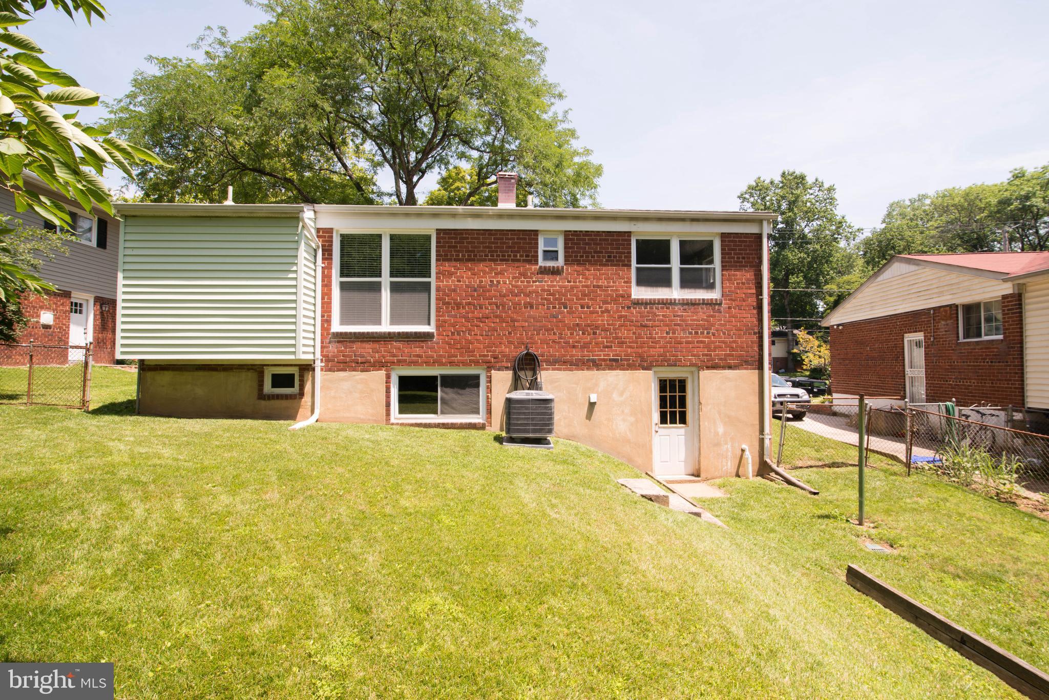 11800 Charles Road Silver Spring, MD 20906 - Photo 34 of 35 Rear