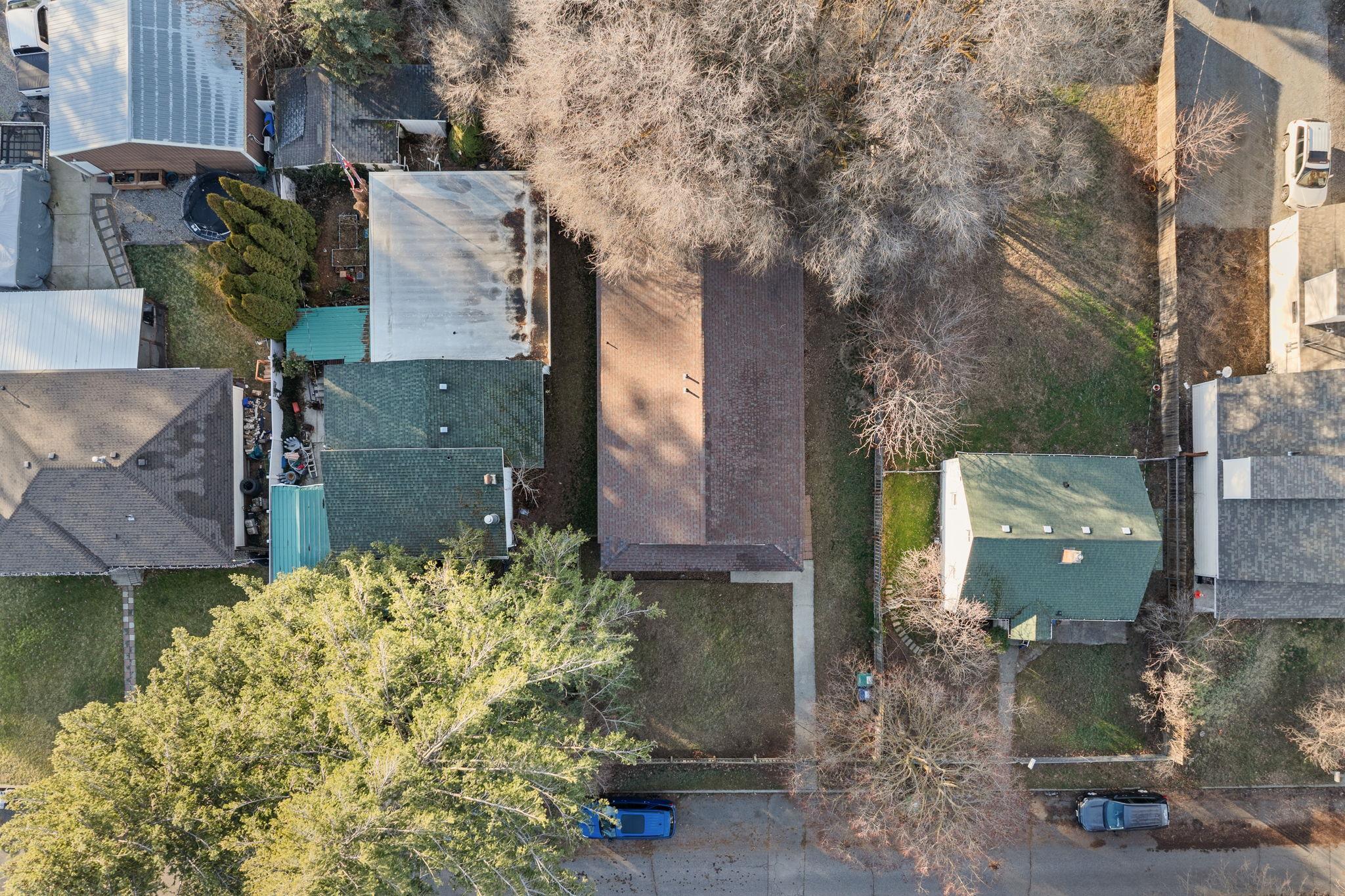 714 South Ferrall Street Spokane, WA 99202 - Photo 25 of 27