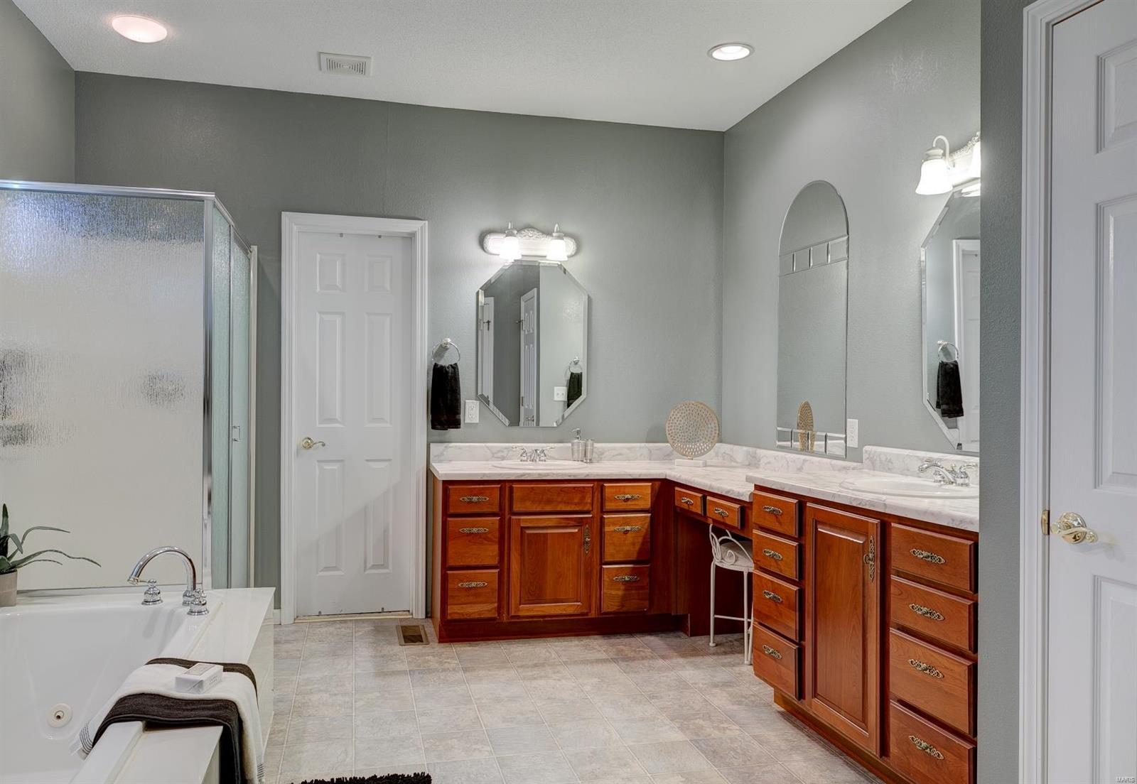 1433 Cypress Road St. Jacob, IL 62281 - Photo 16 of 64