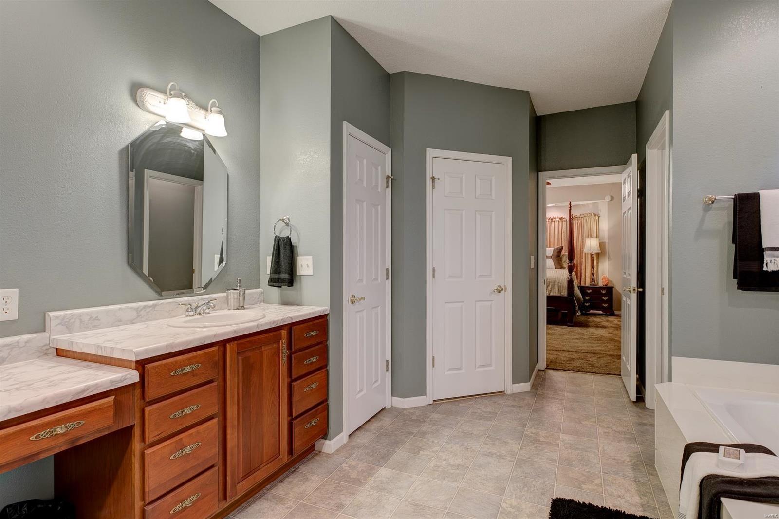 1433 Cypress Road St. Jacob, IL 62281 - Photo 17 of 64