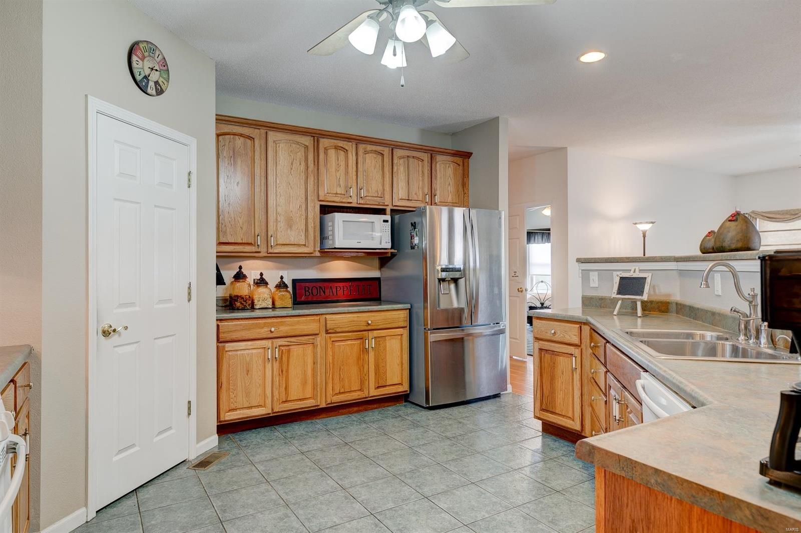 1433 Cypress Road St. Jacob, IL 62281 - Photo 21 of 64
