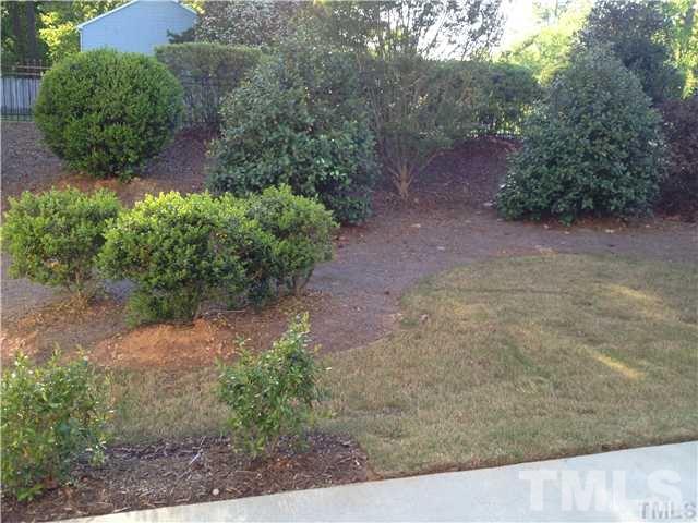 822 Davidson Point Road Cary, NC 27513 - Photo 2 of 4