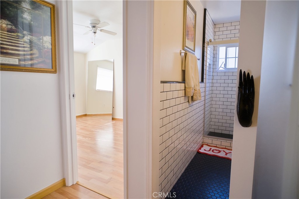1312 Durham Street Simi Valley, CA 93065 - Photo 9 of 10 Hallway