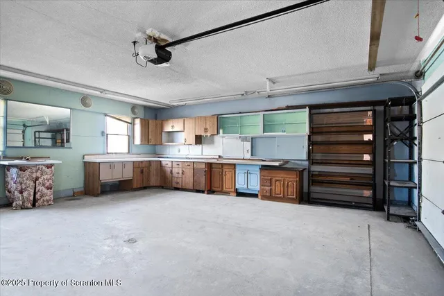 a large room with closet