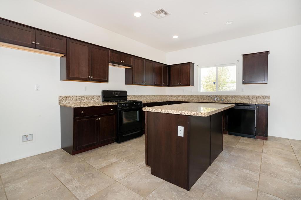 26812 Rodeo Court Winchester, CA 92596 - Photo 11 of 26