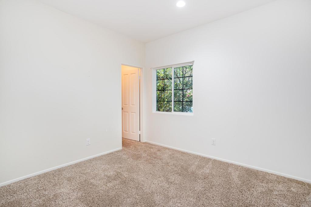 26812 Rodeo Court Winchester, CA 92596 - Photo 3 of 26