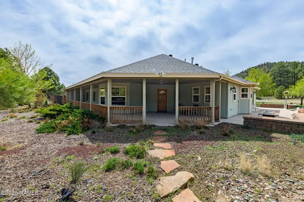 $1,550,000 | 7010 Vista De Oro, Flagstaff, AZ 86004