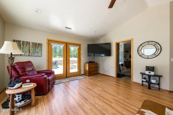 $1,550,000 | 7010 Vista De Oro, Flagstaff, AZ 86004