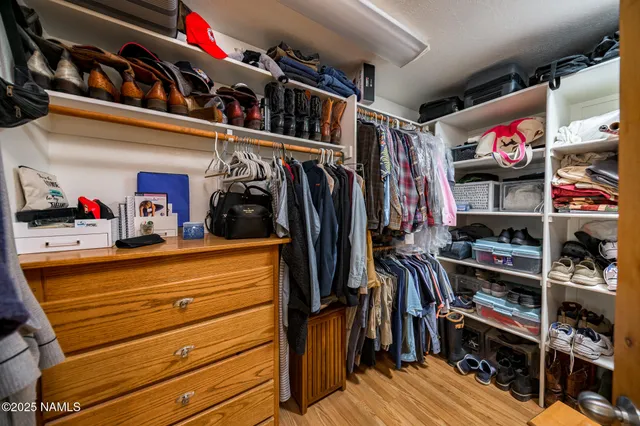 $1,600,000 | 7010 Vista De Oro, Flagstaff, AZ 86004