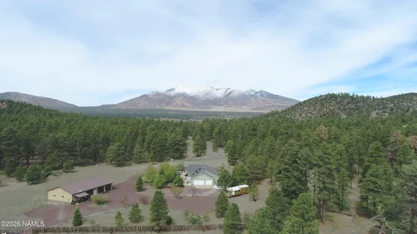 $1,550,000 | 7010 Vista De Oro, Flagstaff, AZ 86004