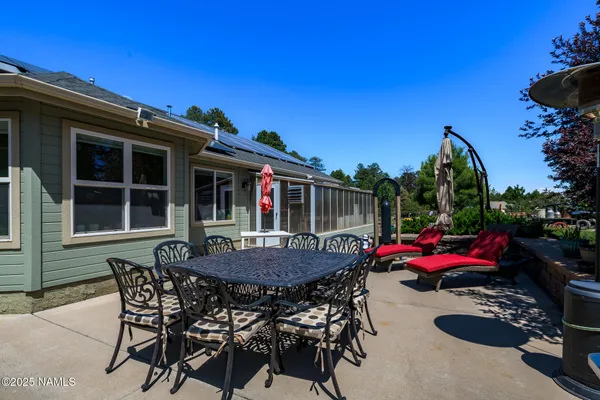 $1,550,000 | 7010 Vista De Oro, Flagstaff, AZ 86004