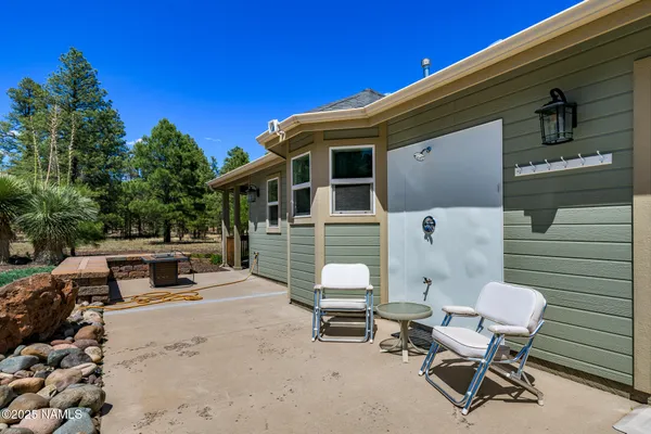 $1,550,000 | 7010 Vista De Oro, Flagstaff, AZ 86004