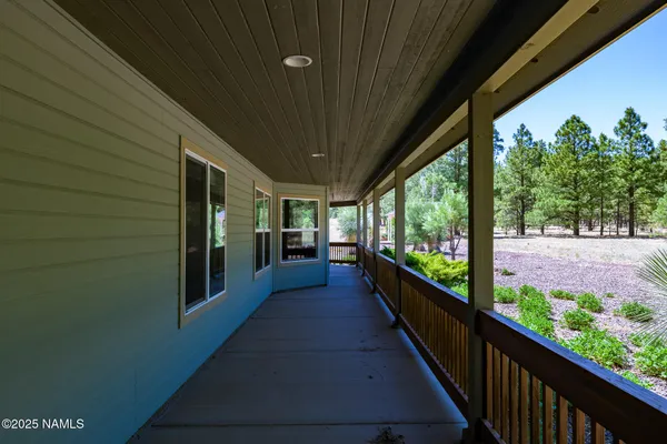 $1,550,000 | 7010 Vista De Oro, Flagstaff, AZ 86004