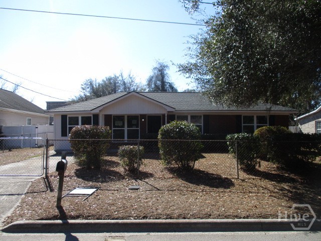 627 Tatem Street Savannah, GA 31405 - Photo 5 of 14