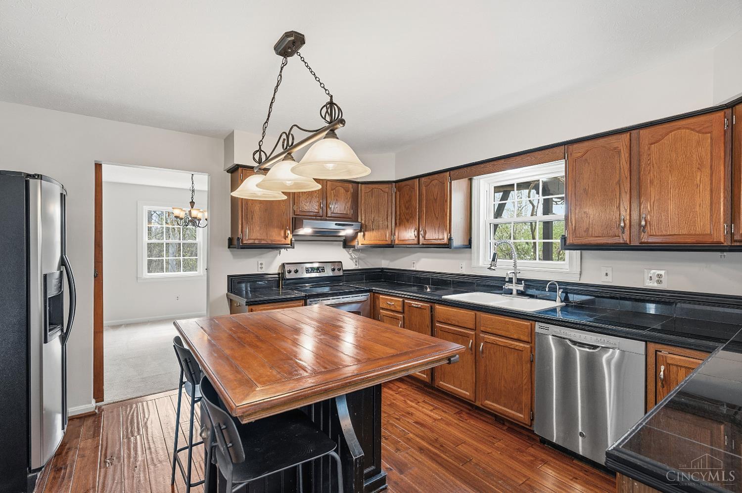 3883 Fulton Grove Road Cincinnati, OH 45245 - Photo 18 of 70