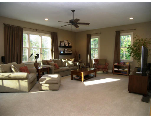 4 Point Way Stow, MA 01775 - Photo 5 of 9