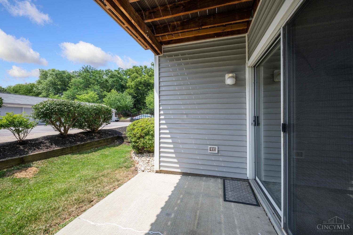 7380 Ridgepoint Drive, Unit 3 Cincinnati, OH 45230 - Photo 36 of 42 Gallery Image 36