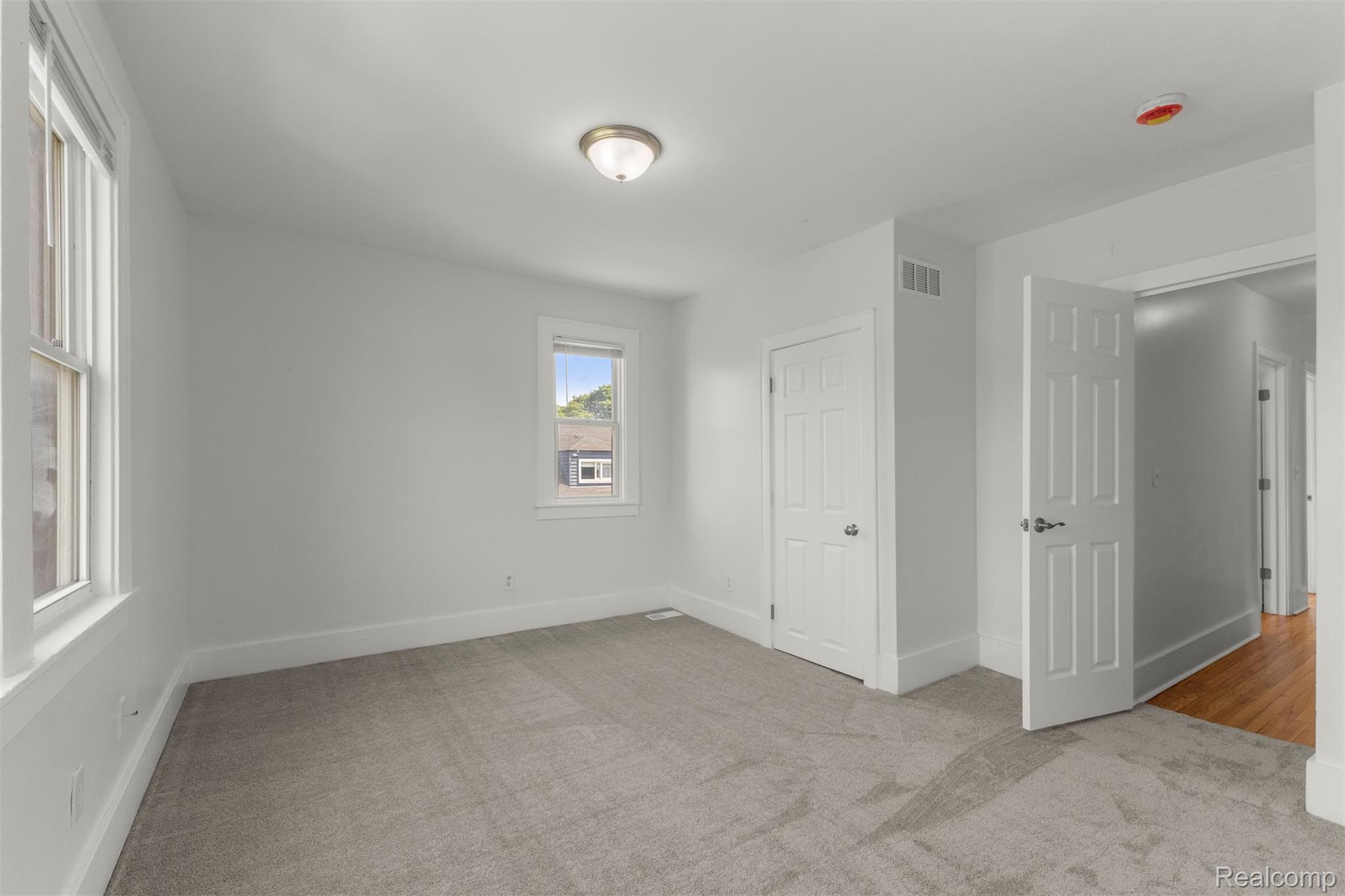 63 Stoner Street River Rouge, MI 48218 - Photo 31 of 39 31.jpg