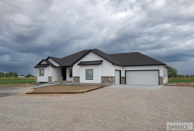 $1,390,000 | 3523 East 126 Street, Rigby, ID 83442