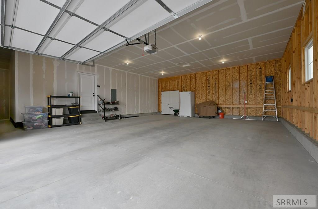 3523 East 126 Street Rigby, ID 83442 - Photo 35 of 55 Oversized 3-Car Garage