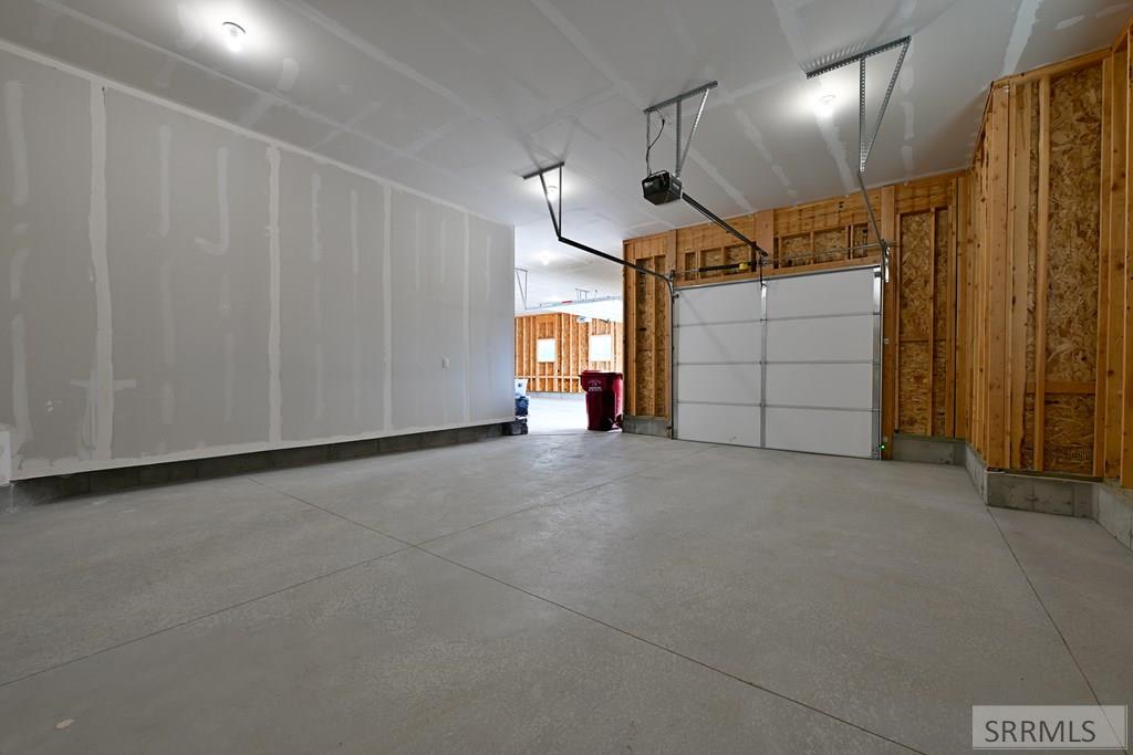 3523 East 126 Street Rigby, ID 83442 - Photo 37 of 55 Oversized 3-Car Garage