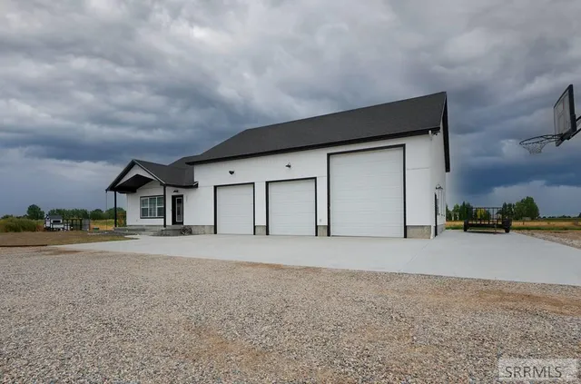$1,390,000 | 3523 East 126 Street, Rigby, ID 83442