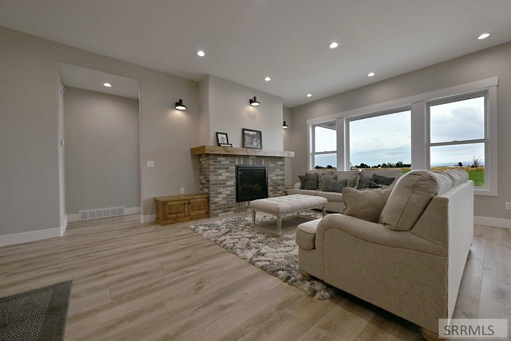3523 East 126 Street Rigby, ID 83442 - Photo 4 of 55 Great Room