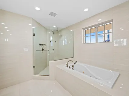 $1,599,999 | 3415 North Ocean Drive, Unit 505, Hollywood, FL 33019