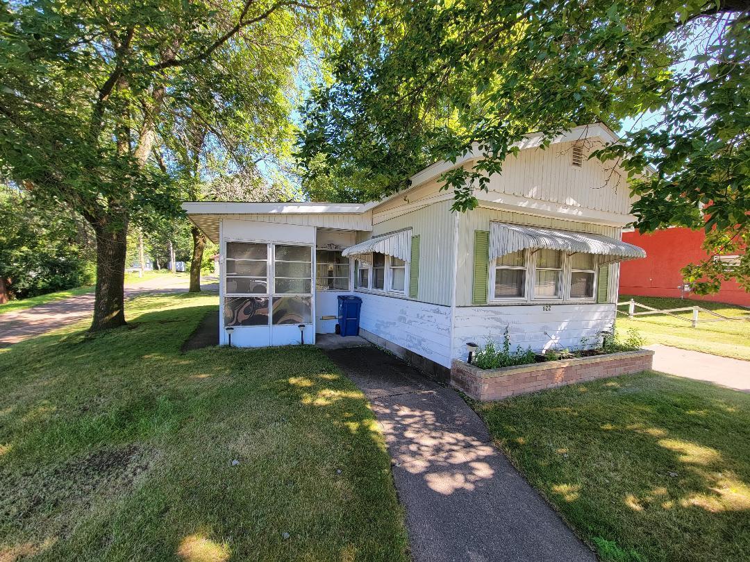 622 Elm Street Spooner, WI 54801 - Photo 1 of 1 Gallery Image 1