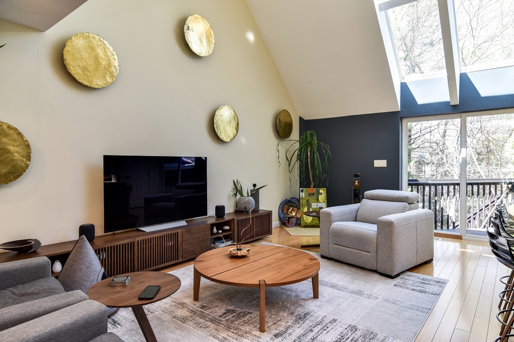 49 Deer Path, Unit 49 Hudson, MA 01749 - Photo 5 of 30