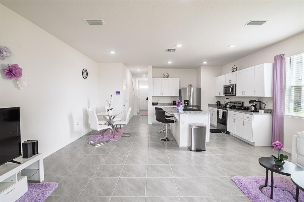 1456 Isleta Loop Kissimmee, FL 34741 - Photo 6 of 57