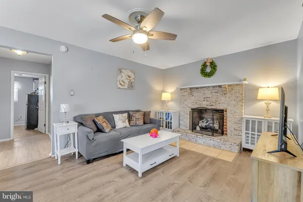 $484,900 | 4 Barbara Place, Somerdale, NJ 08083