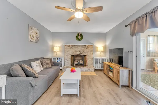 $484,900 | 4 Barbara Place, Somerdale, NJ 08083